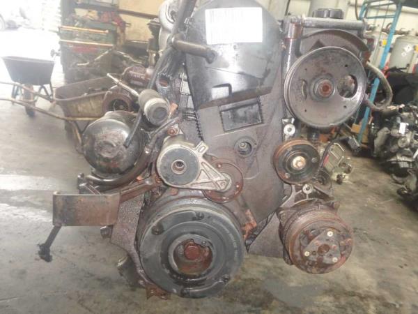 MOTEUR VW 2.8 DIESEL - Vue 5
